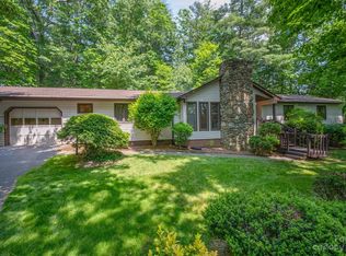 7 Paddock Ct, Hendersonville, NC 28791