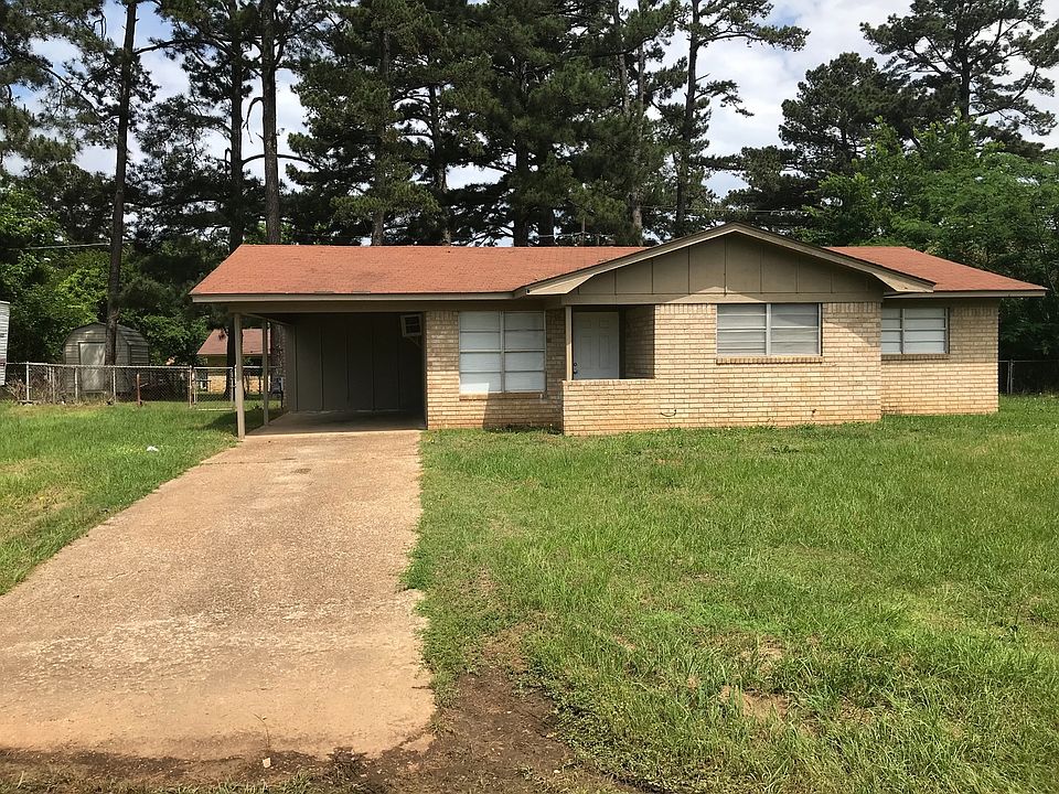 1st image of 723 Bluebonnet Dr