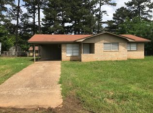 723 Bluebonnet Dr, Atlanta, TX 75551