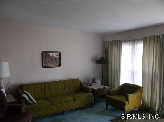 3rd image of 2932 Fortune Dr