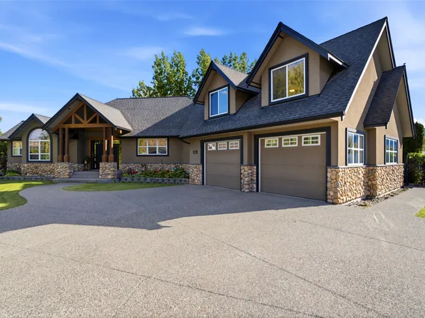 2206 Burgess Ave, Merritt, BC V1K 1R3