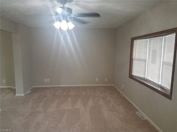 4th image of 334 Medilla Ave