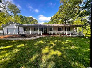 1630 Woodland Knolls Rd, Metamora, IL 61548