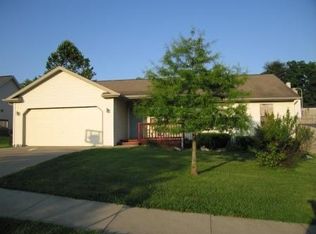 909 S Timothy Ct, Bloomington, IN 47403