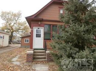 637 Ohio Ave SW, Huron, SD 57350