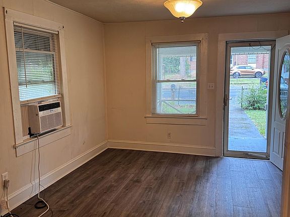 5th image of 905 13th St
