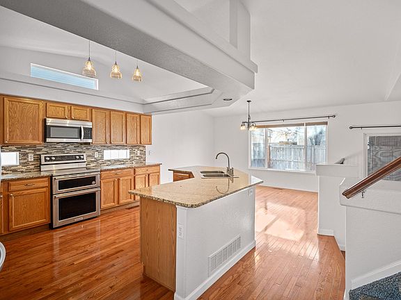 4th image of 20204 E 41st Ave