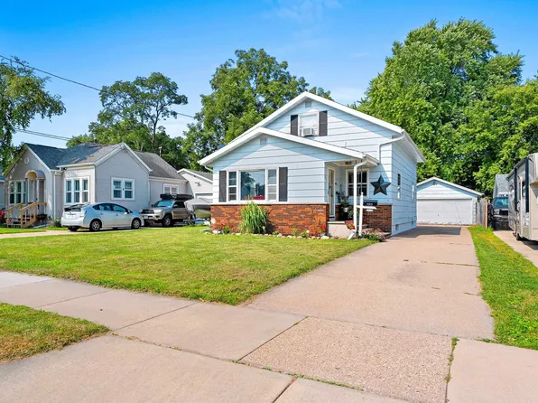 1419 Powers St, Oshkosh, WI 54901