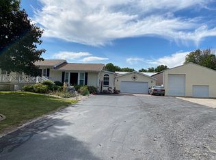 14614 Perrysville Rd, Danville, IL 61834