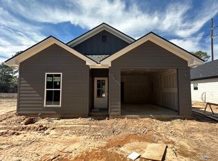 9856 Golden Ln, Lumberton, TX 77657