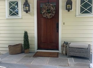 50 Fox Ledge Rd, Kinnelon, NJ 07405