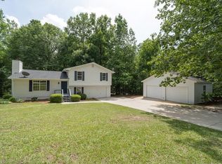 88 Tyler Ln, Carrollton, GA 30117