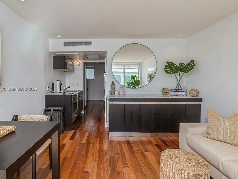 1601 West Ave #208 — Photo 12