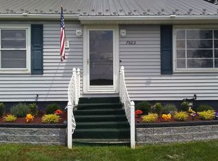 7523 Boston State Rd, Hamburg, NY 14075