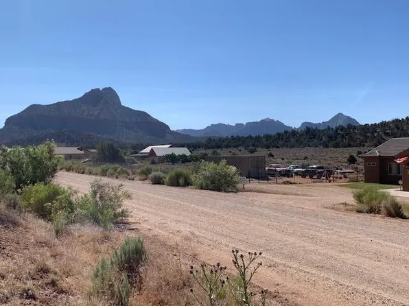 872 Smithsonian Way, Hurricane, UT 84737