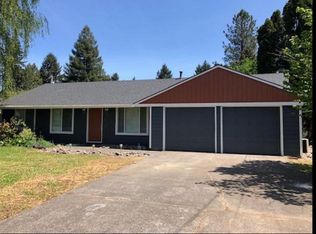 6015 SW Fernbrook Cir, Lake Oswego, OR 97035