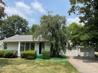 500 Lafayette Ave, Mattoon, IL 61938