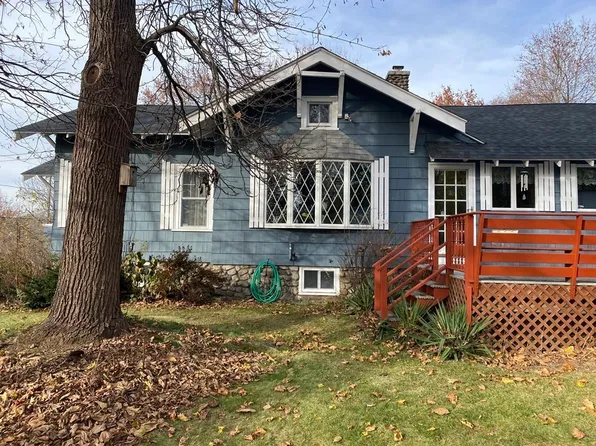 35 Adella St, Auburn, MA 01501