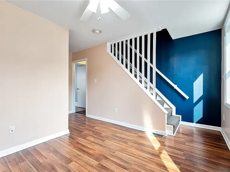4607 Corday Way — Photo 17