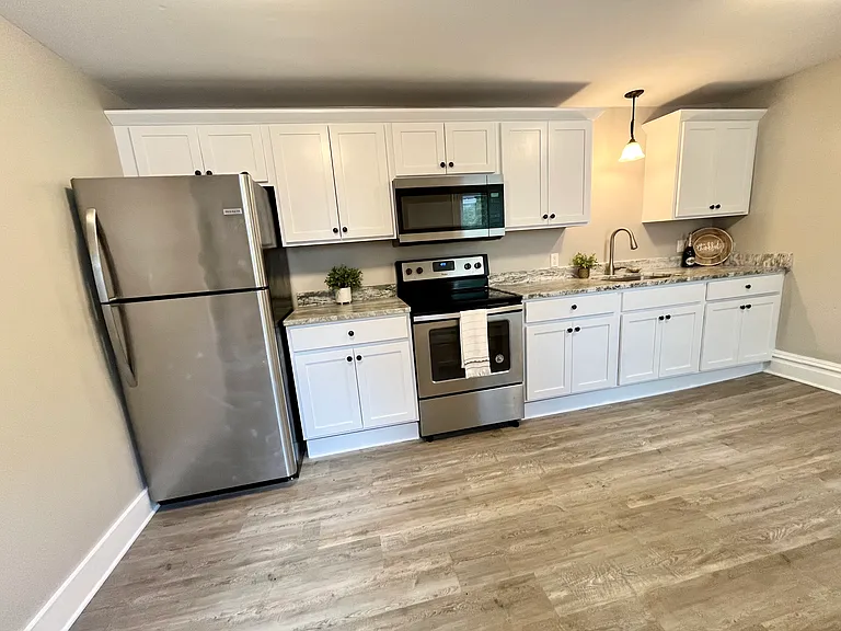 7-9 Pleasant St #7D — Photo 1