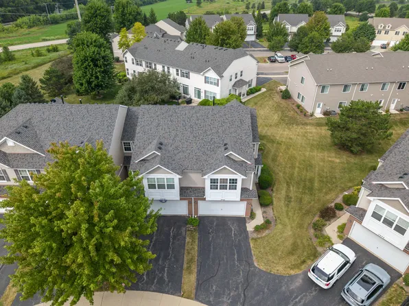3926 Preston Dr, Yorkville, IL 60560