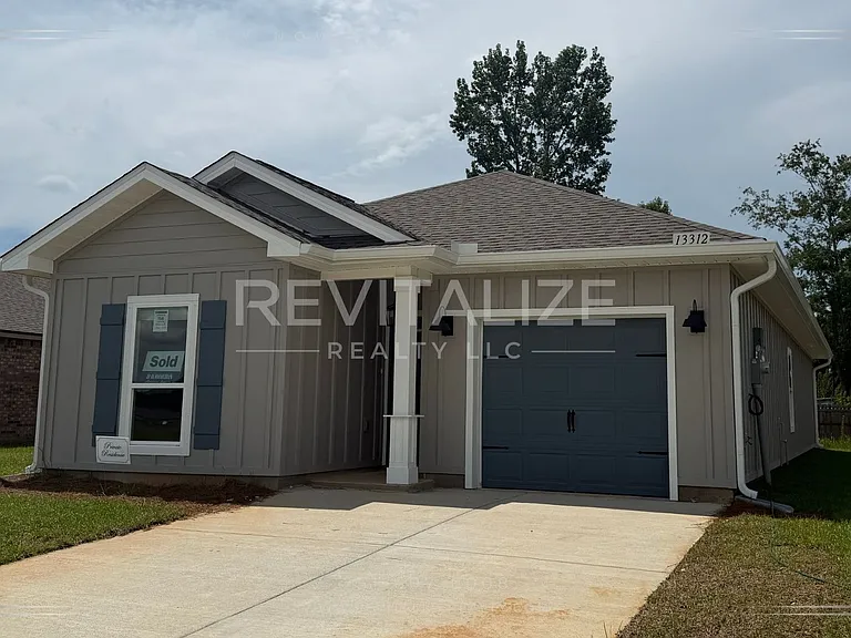 13658 Addison Pl — Photo 1