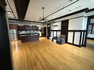 415 3rd St SE #201, Cedar Rapids, IA 52401