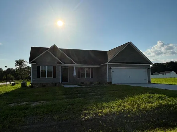 19 N Movado Trl, Kenly, NC 27542