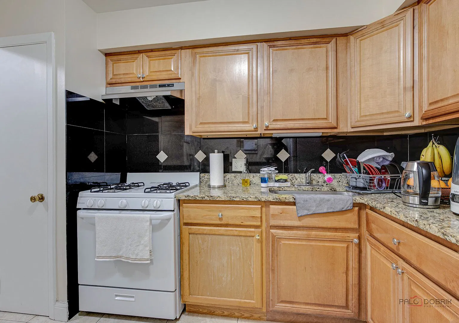 Orchard Apartments — Photo 2