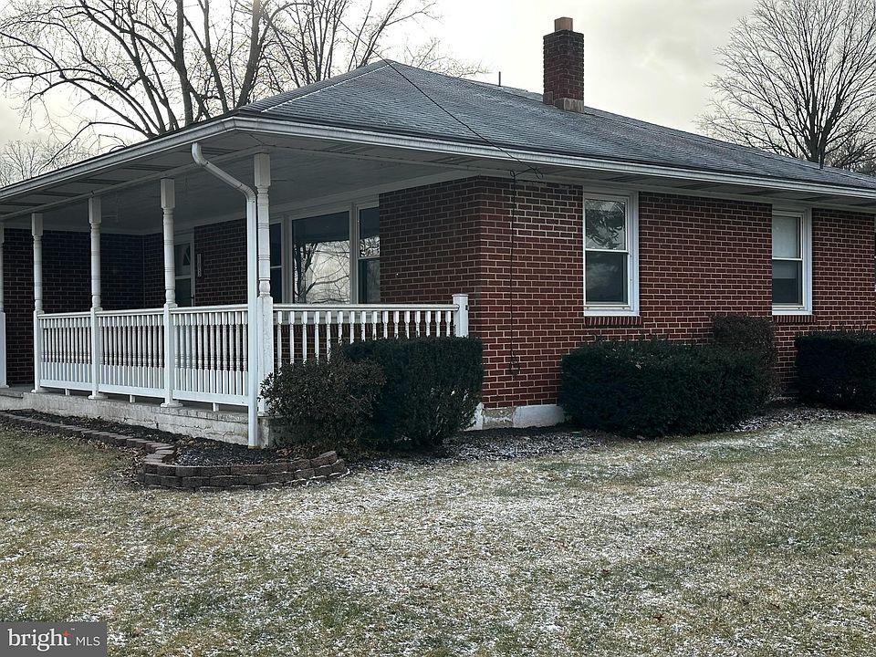 2nd image of 103 Land Ave