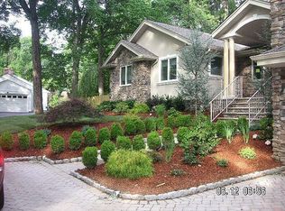 193 Pascack Rd, Hillsdale, NJ 07642