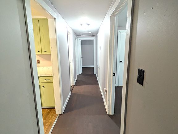 4th image of 435 Booth St