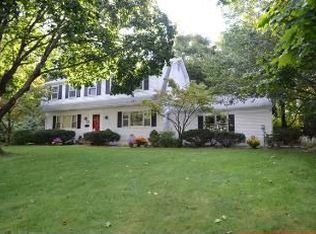 15 Wicks Dr, Harrington Park, NJ 07640