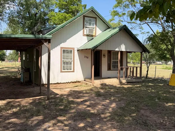 308 N Woodward St, Ames, OK 73718