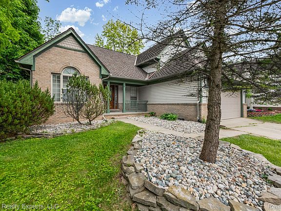 2nd image of 5367 High Ridge Dr