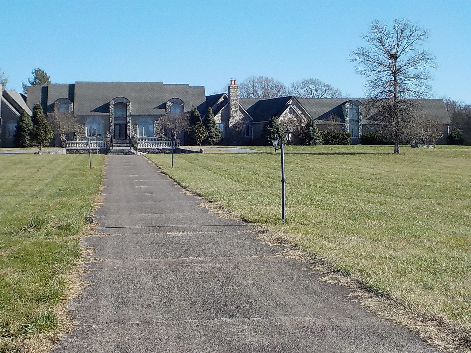 2185 Cages Bend Rd, Gallatin, TN 37066 Zillow