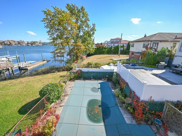 2687 East 66th Street image 2 of 15