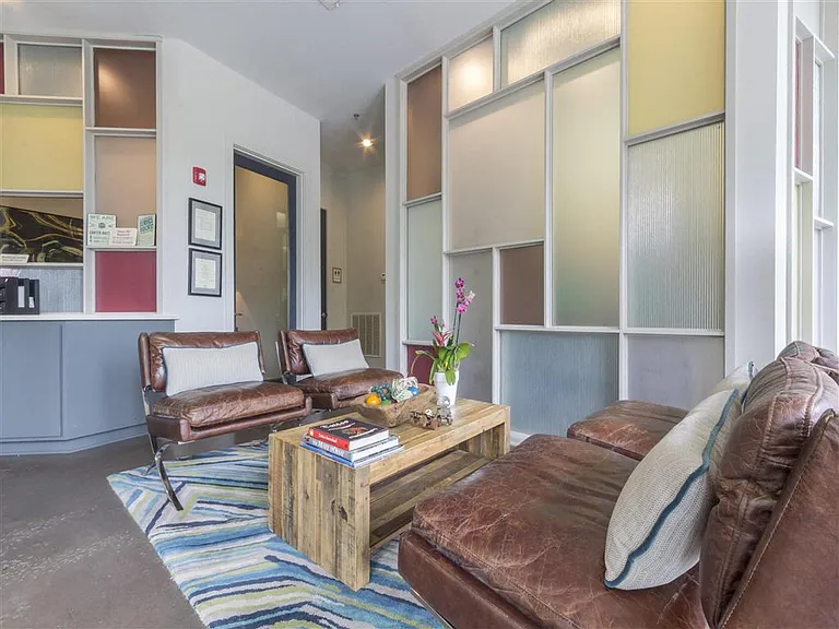 Glenwood Park Lofts — Photo 12