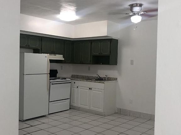 4th image of 2740 NW 26th St #2