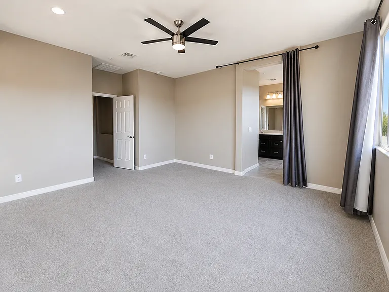 3693 E Rakestraw Ln — Photo 17