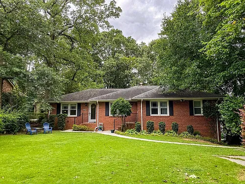 607 Burke Rd NE #A Photo 1