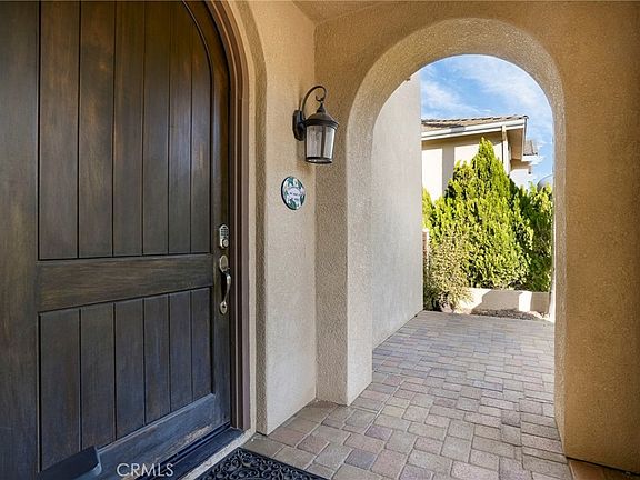 3rd image of 26525 Thackery Ln