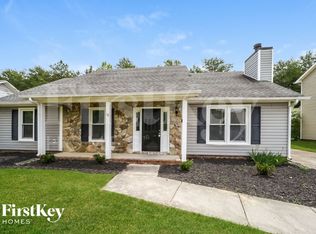 16 Hickory Knoll Ct, Greensboro, NC 27407