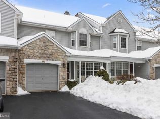 112 Thoroughbred Ct, North Wales, PA 19454