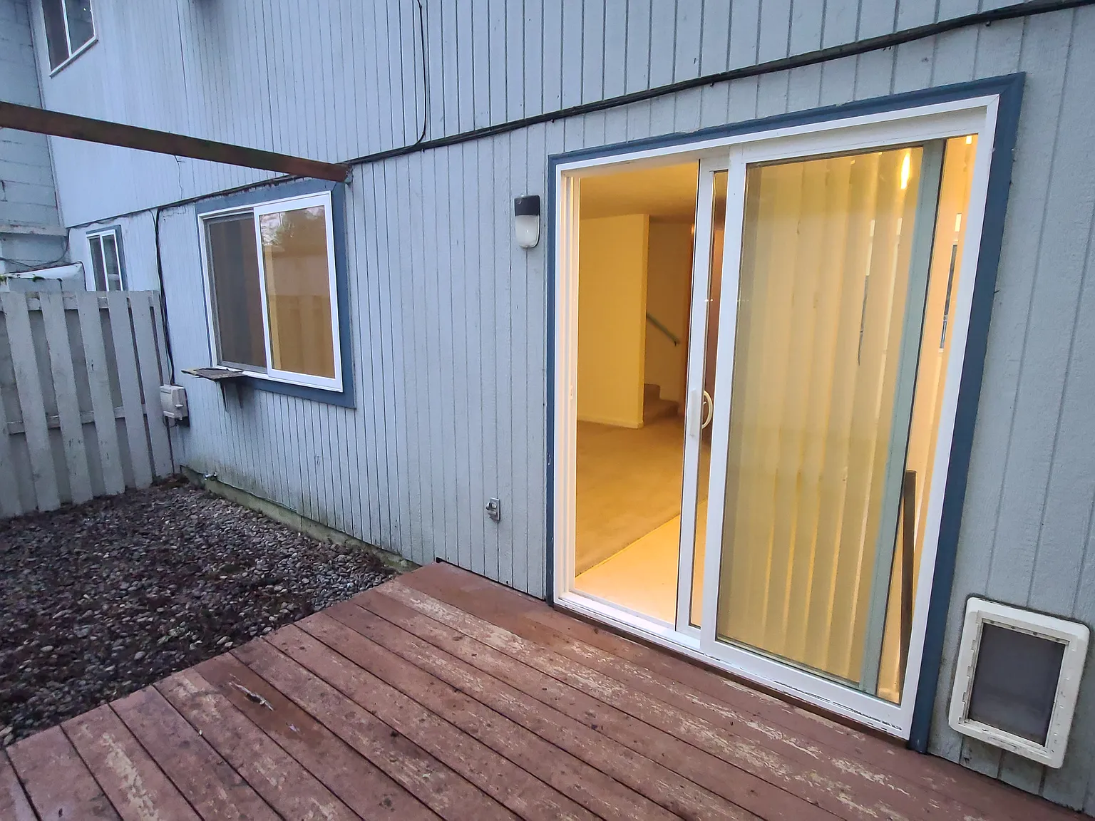 2 bed, 1.5 bath, 1044 sqft, $1,625 — Photo 3