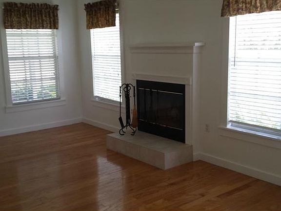 5th image of 3404 Kentucky Ave
