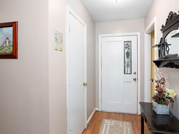 2nd image of 504 Wesley Oak Dr