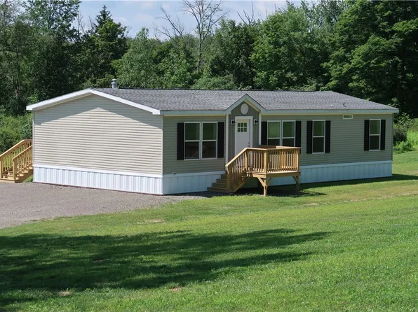 498 Bingham Collins Rd, Sherburne, NY 13460