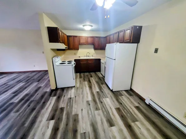 2901 E Rosser Ave, 2901 E Rosser Ave APT 10, Bismarck, ND 58501