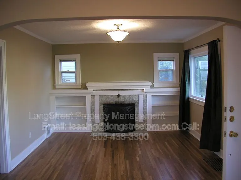 6325 N Maryland Ave — Photo 6